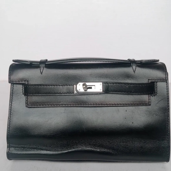 Hermes Handbags - Hermes Kelly 28/32 Black Leather Handbag with palladium Hardware